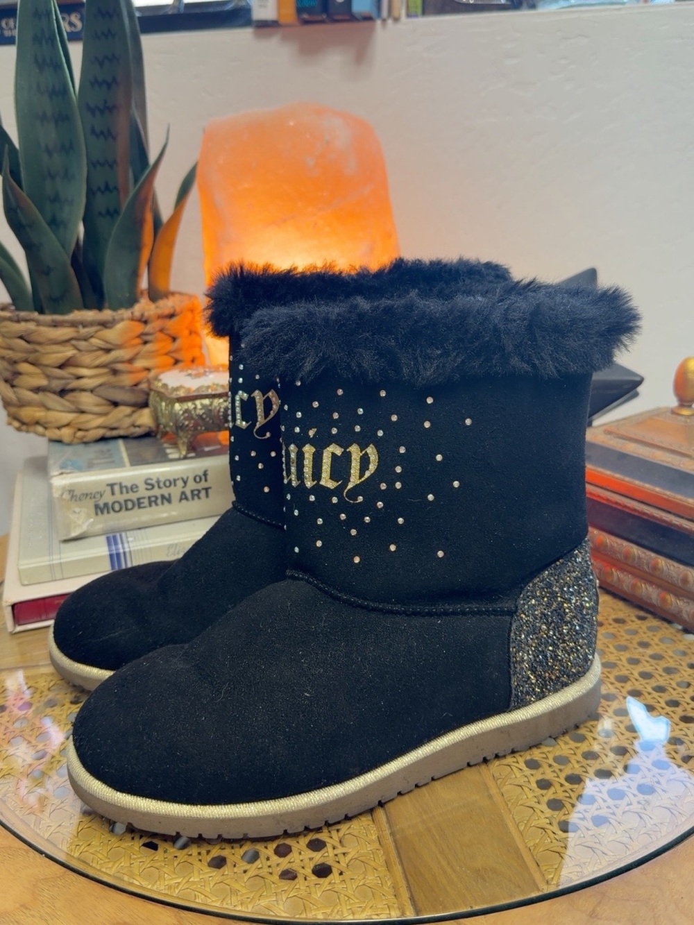 Juicy Couture Coronado 2 Girls Size 5 Faux Fur Rhinestone Boots